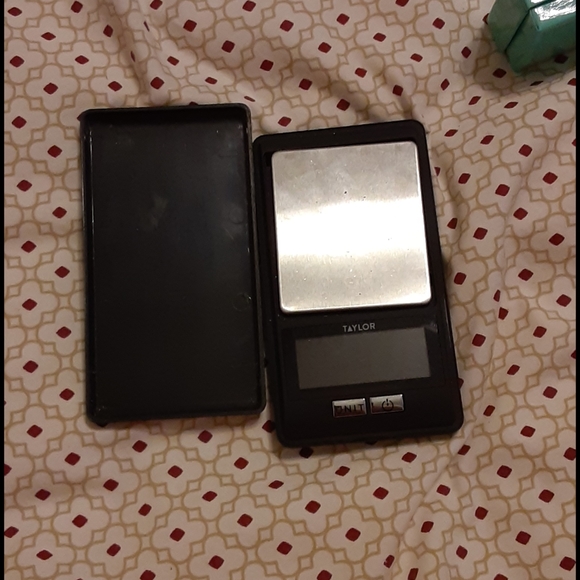 Scale - Picture 2 of 3